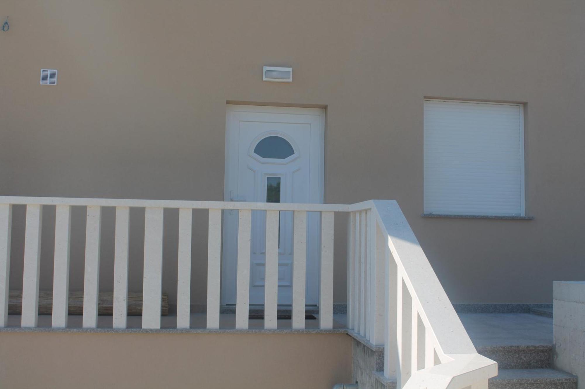 Paradise Brbinj المظهر الخارجي الصورة
